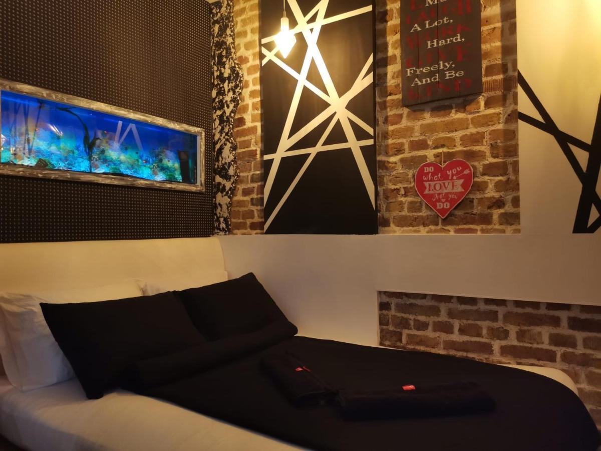 Studio Apartman Black & White Centar Sarajevo Free Parking Exteriör bild