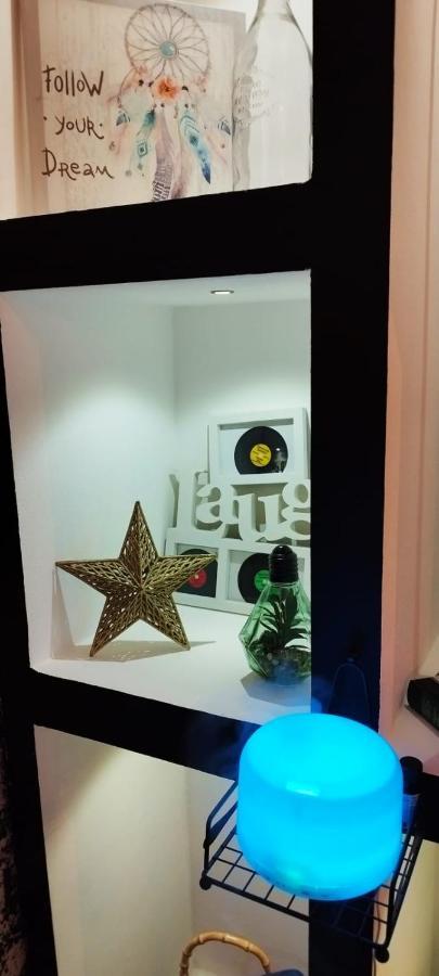 Studio Apartman Black & White Centar Sarajevo Free Parking Exteriör bild