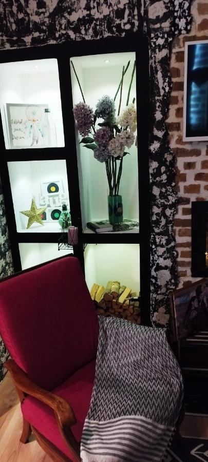 Studio Apartman Black & White Centar Sarajevo Free Parking Exteriör bild